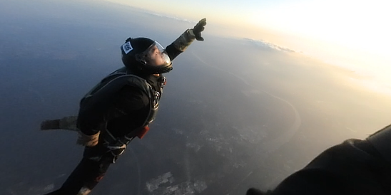 skydiver-deploying-on-a-low-altitude-jump.png