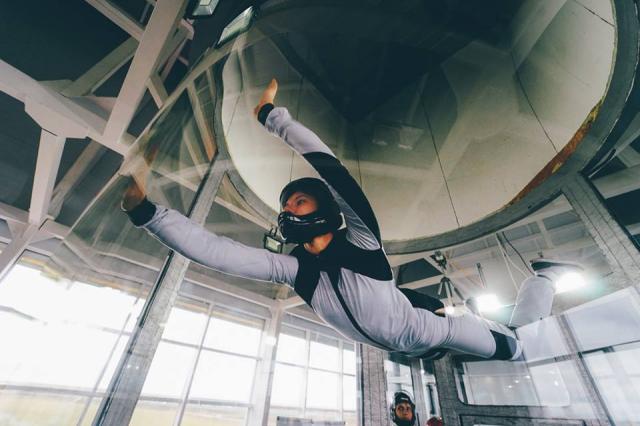 skydiving-student-training-in-a-wind-tunnel.jpg